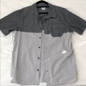 Men’s short sleeve button down